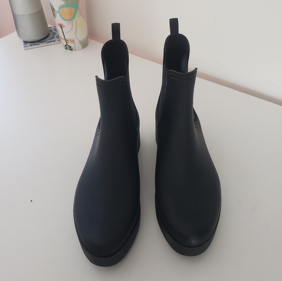 Jeffrey Campbell Cloudy Waterproof Chelsea Rain - Picture 3 of 7